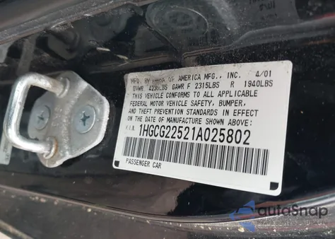 2001 Honda Accord 3.0 Ex z USA, uszkodzony, nr VIN 1HGCG22521A025802